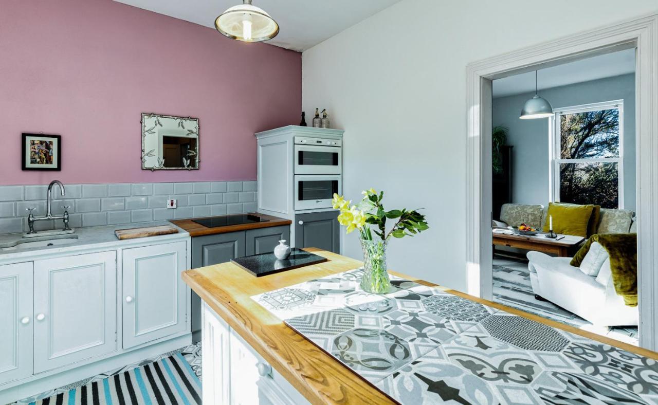 באליפריטר Granville House Apartments And Garden Suites מראה חיצוני תמונה