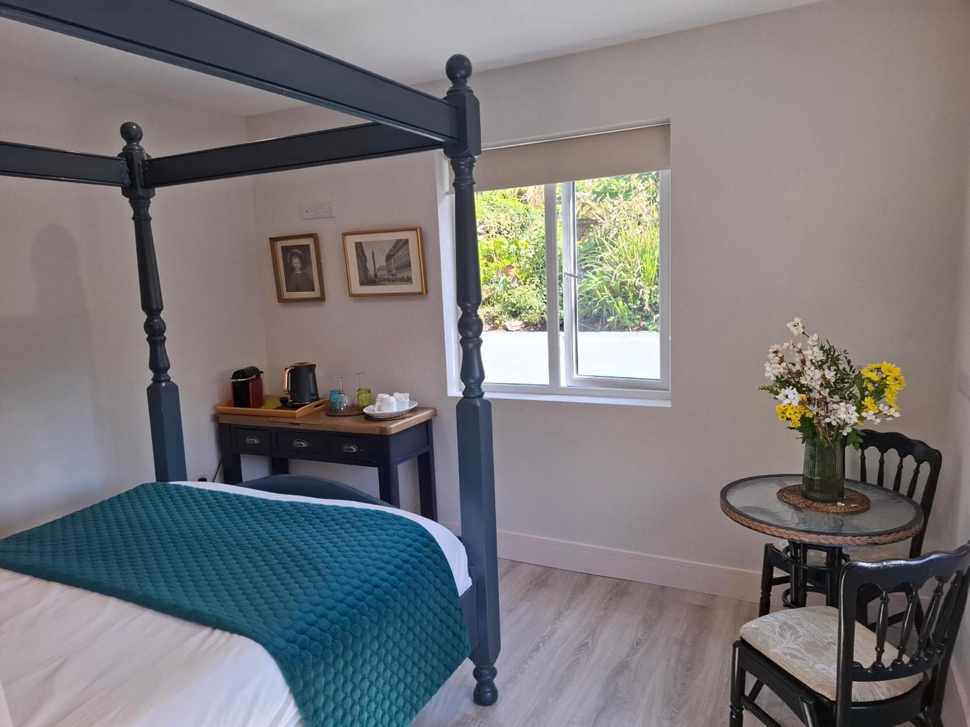 באליפריטר Granville House Apartments And Garden Suites מראה חיצוני תמונה