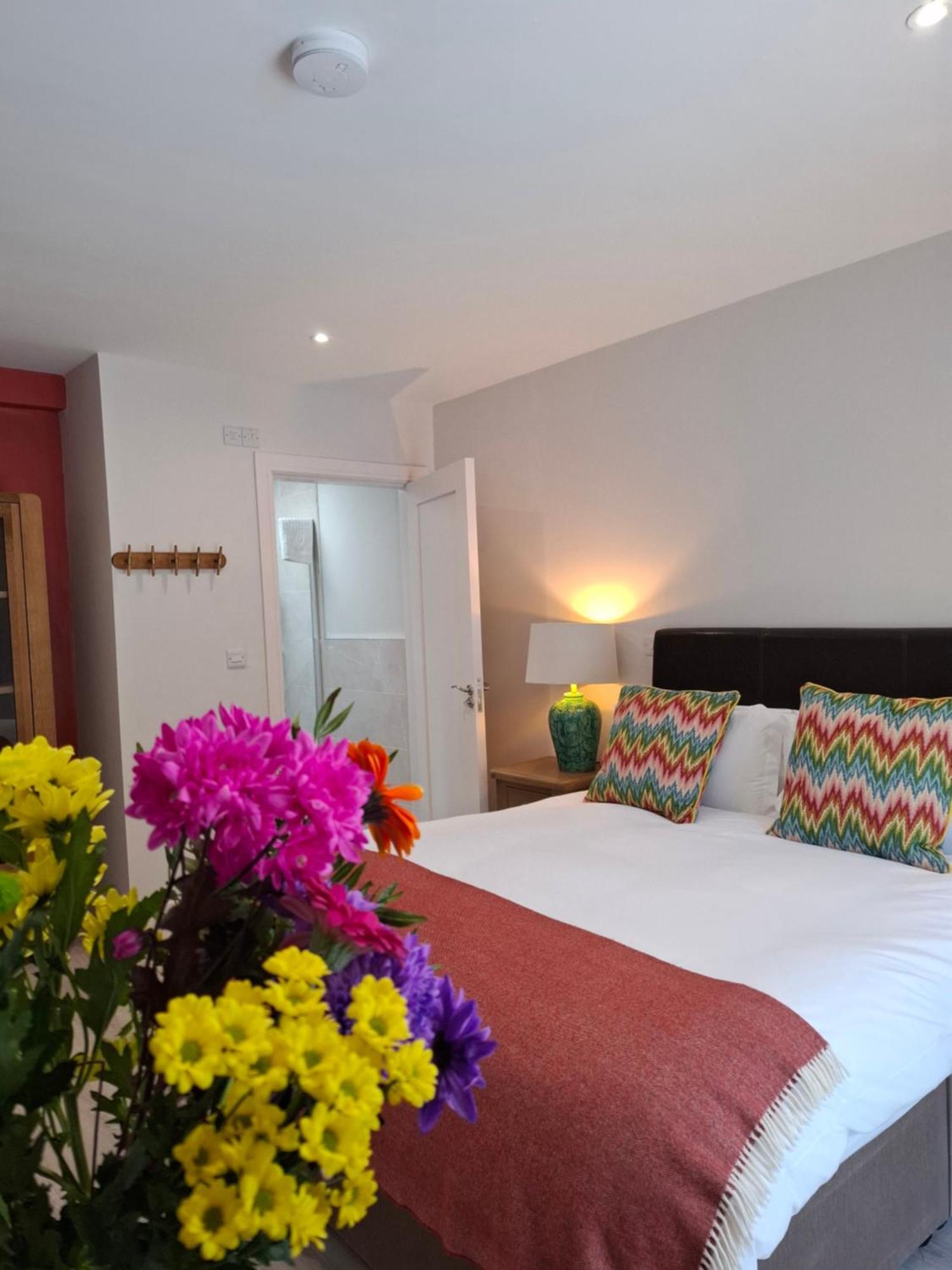 באליפריטר Granville House Apartments And Garden Suites מראה חיצוני תמונה